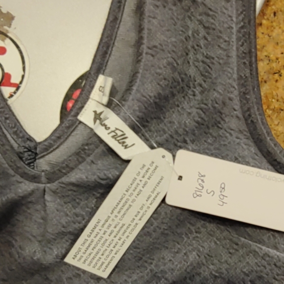 Others Follow dress - Picture 8 of 8